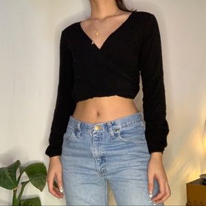 LONG SLEEVE WRAP TOP